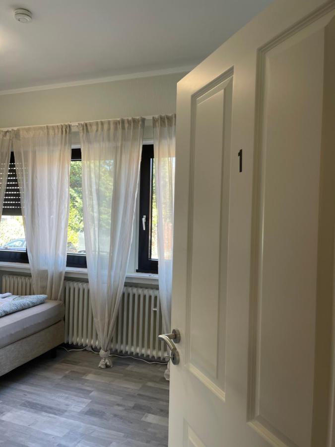 Comfortable Shared Apartment With Private Room In Wesseling Extérieur photo